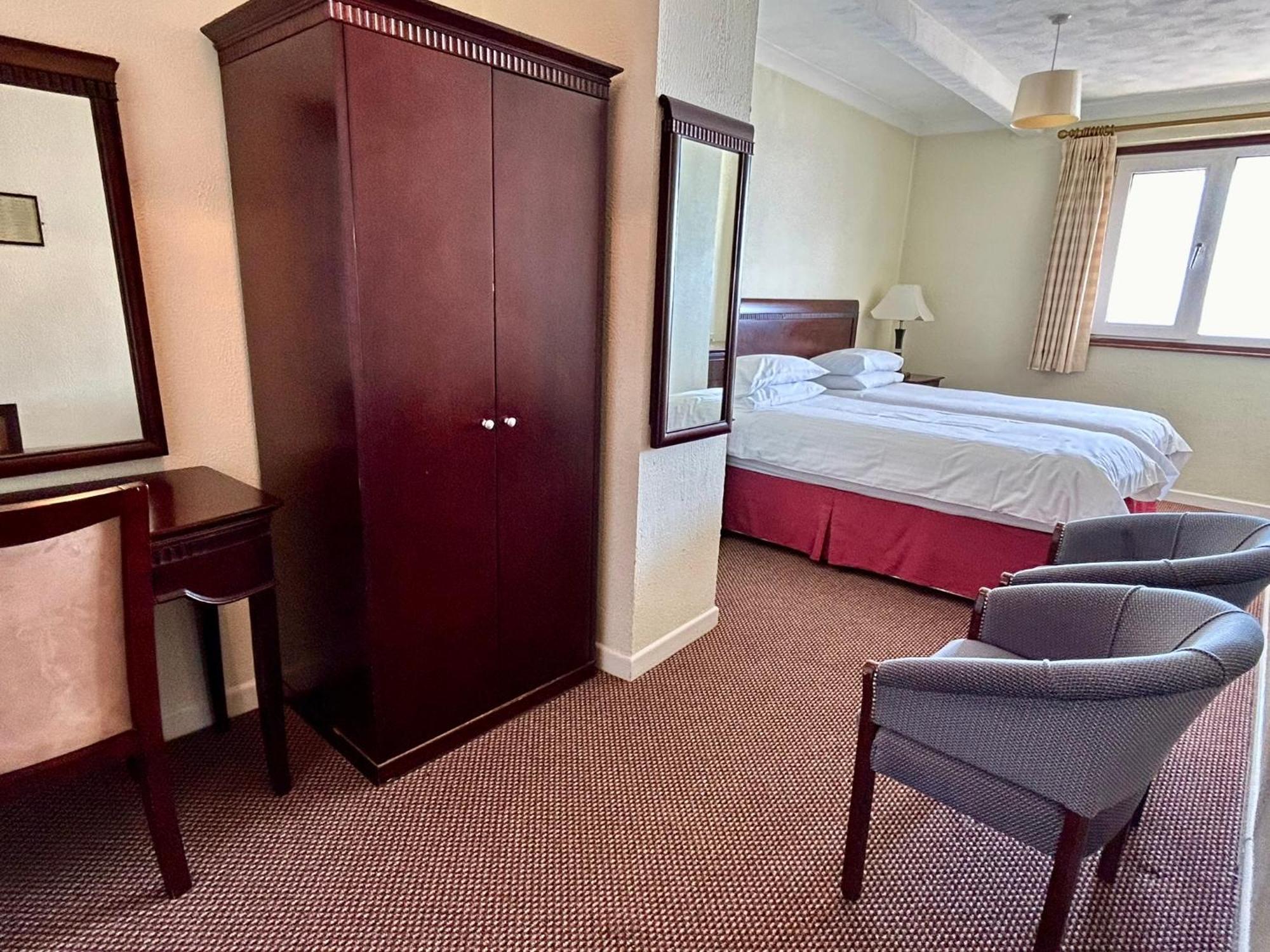 Bay View - Seafront, Sandown - Free Car Ferry For Bookings Of 3 Or More Nights, Subject To Availability Eksteriør bilde