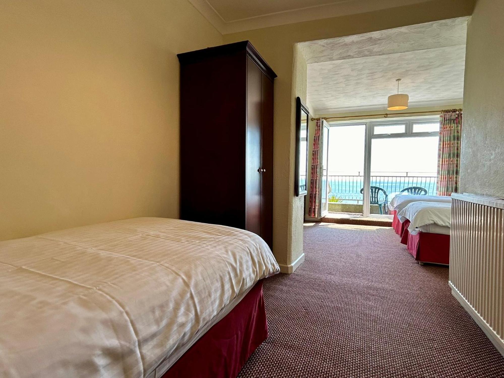 Bay View - Seafront, Sandown - Free Car Ferry For Bookings Of 3 Or More Nights, Subject To Availability Eksteriør bilde